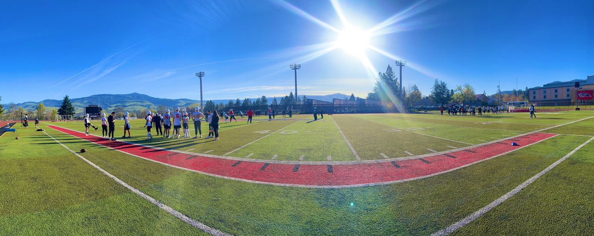 SOU_Football's tweet photo. Practice 2 ☑️ 
Great day to be a RAIDER⚪️🔴⚫️ https://t.co/8HwGrj2PrR