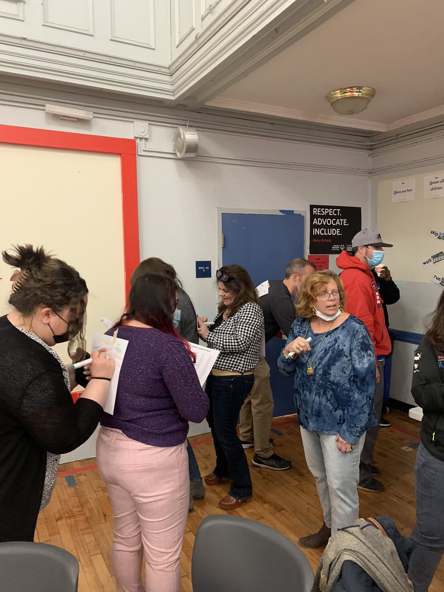 PerrySharksBPS tweet media