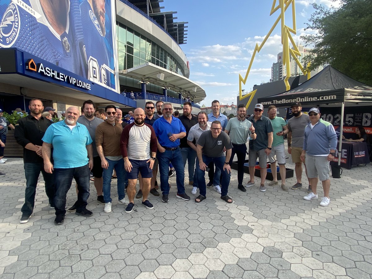 PolyglassUSA's tweet image. 🇨🇦 We had a blast with the Canadian team this week at #Polyschool!

Hands-on demonstrations focusing on the best practices of #Polyglass #selfadhered and #torch-applied #roof systems.

Learn more about our #training courses: polyglass.us/technical-reso… 

#roofing