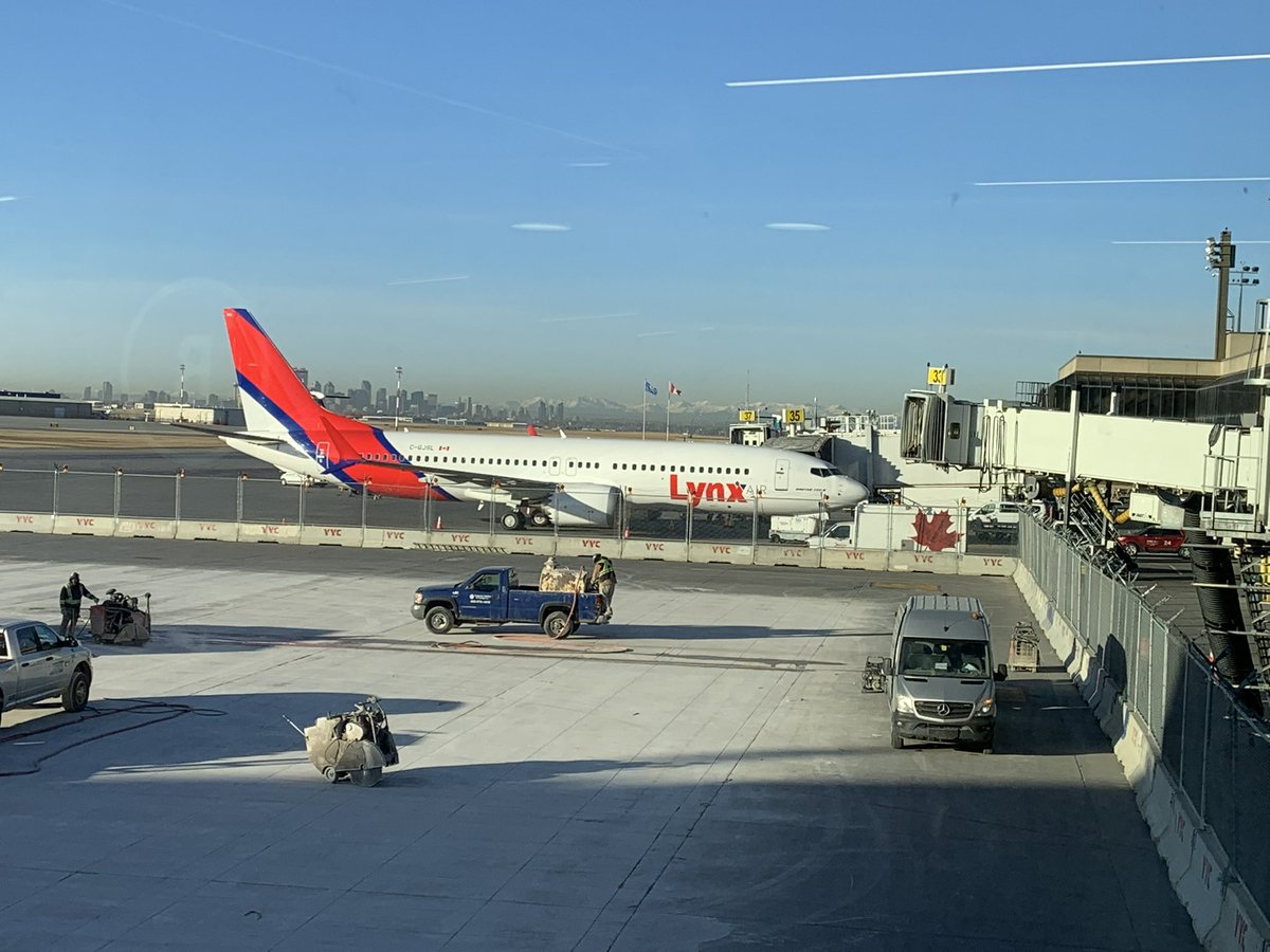jaysavenue's tweet photo. New kid in town parked at gate 35 in @FlyYYC for the inaugural flight to @yvrairport. #lynxair https://t.co/s7myHwod90
