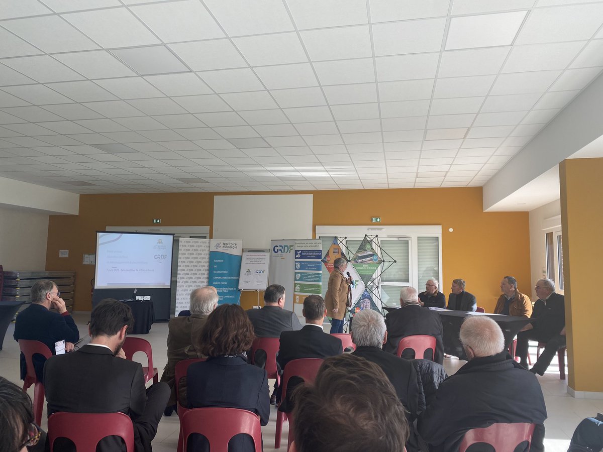 EnergieFlandre's tweet photo. En direct - point presse à #SaintPierreBrouck : abandon du fioul, production de gaz vert et autonomie énergétique @siecf @GrDF_RioPlus20 https://t.co/bpahrlhgi1