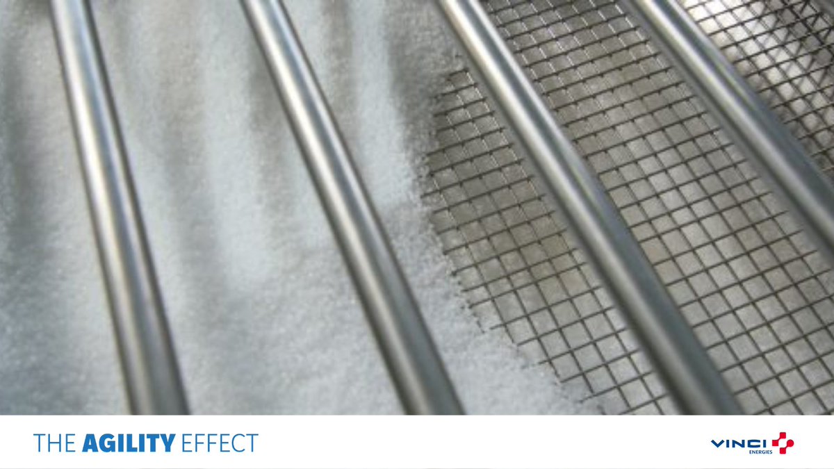 VINCIEnergies's tweet photo. 🔎 @Actemium has designed a robot to transport #pharmaceutical powder 🚚 on demand from one point on the production line to another 🔗

#AgilityEffect
https://t.co/RFAoveUSJH https://t.co/fWMQEbWPg3