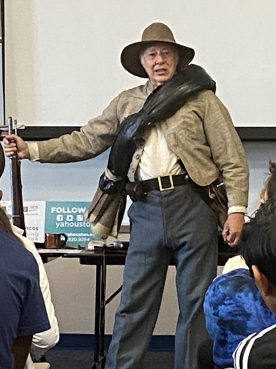 Civil War history guest speaker, Mr. Keahey, details artifacts from the North &amp; South. Perfect timing for our Civil War era unit! Thank you <a href="/PtaSljh/">SLJH PTA</a> for this opportunity!🔷🔶 <a href="/yahouston/">𝕐𝕠𝕦𝕟𝕘 𝔸𝕦𝕕𝕚𝕖𝕟𝕔𝕖𝕤 𝕋𝕏</a> <a href="/MsKNorris/">Kathleen Norris</a> <a href="/JamesPFord2/">James P. Ford</a> <a href="/htownflo/">Keith Flournoy</a> @DarinMcConnell2 <a href="/AllisonLTravis/">𝔸𝕝𝕝𝕚𝕤𝕠𝕟 𝕋𝕣𝕒𝕧𝕚𝕤 𝔹𝕝𝕒𝕜𝕖</a>