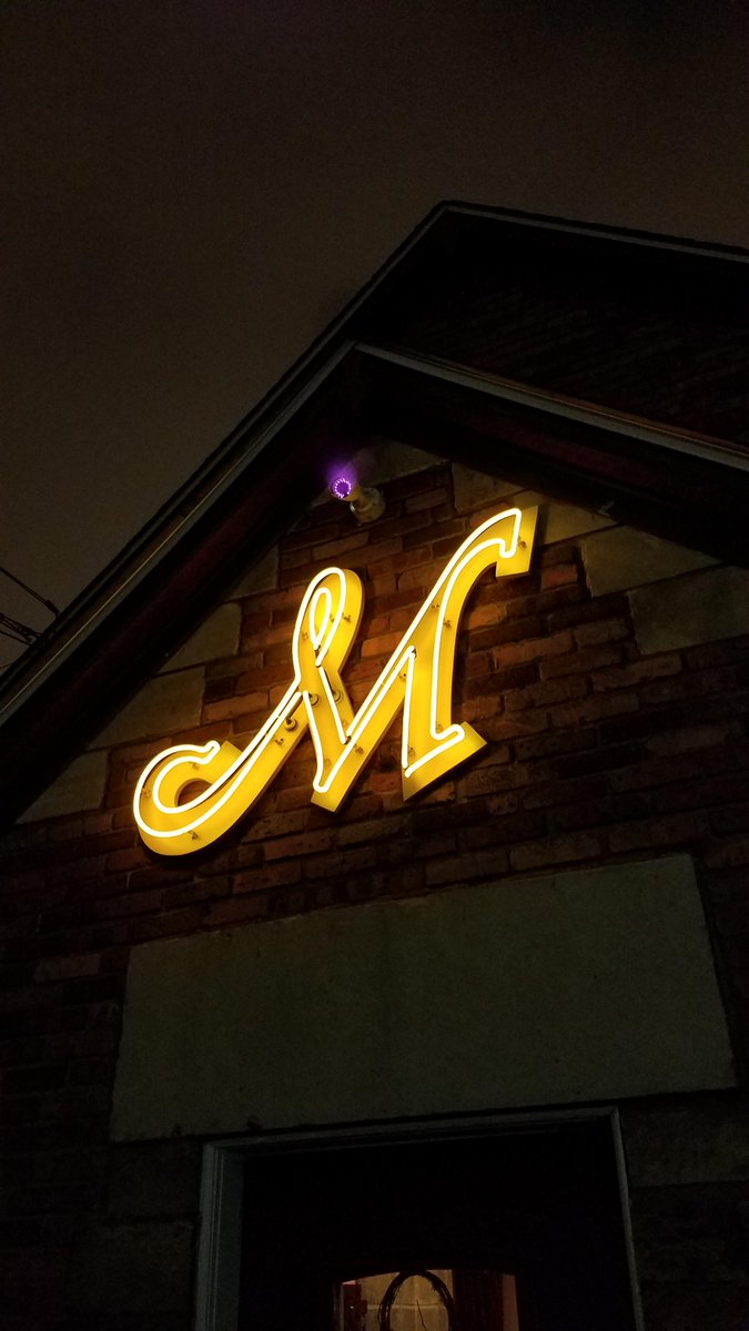 MangelosCLE's tweet photo. Come join us for all that Michaelangelo's has to offer along! You can read the accomplishments and accolades of Chef Michael and Michaelangelo's here >> https://t.co/HQOaRXYAEQ
#italianfood #whatscookingcle #cookingincle https://t.co/X3Hf1HwsOz