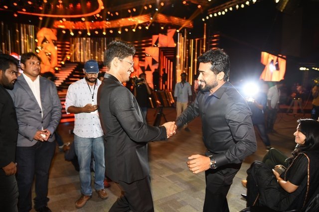 TrollHaters_TH's tweet photo. • To the most talented &amp; one of the most Loved TFI star among anbAAna fans , Wishing u Happy Birthday Stylish StAAr @alluarjun garu from @Suriya_offl fans💐🤩 Best wishes for #PushpaTheRule and other Future projects 😇♥

#HappyBirthdayAlluArjun
#HBDAlluArjun https://t.co/XMPsNa3HTL
