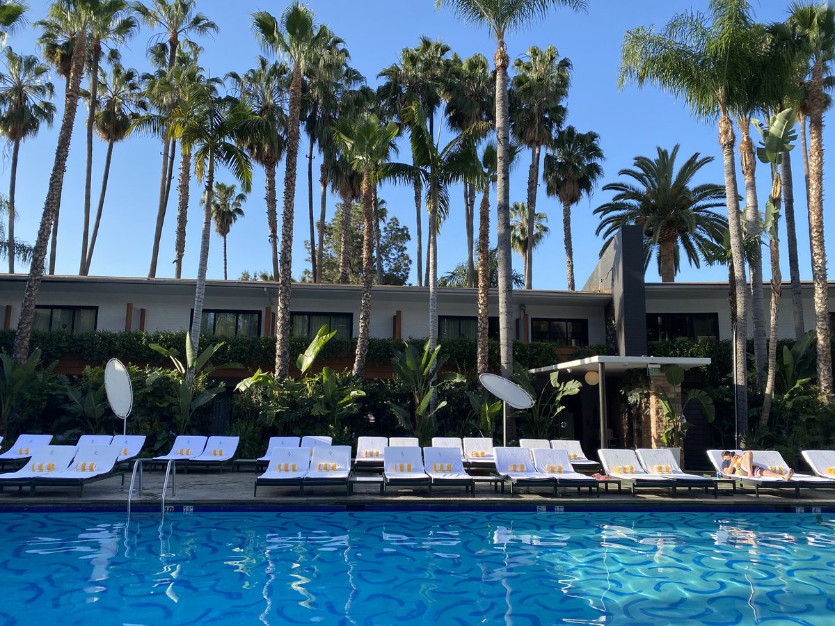 Staying at the <a href="/hwood_roosevelt/">Hollywood Roosevelt</a>. It’s Tropicana Bar pool inspired David Hockney’s ‘Splash’ paintings. #Hollywood