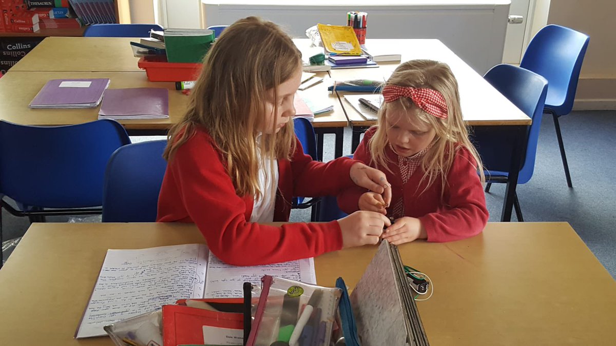 Otters_MP's tweet photo. A brilliant afternoon - Pine Martens taught Otters how to make an electrical circuit using instructions they wrote themselves. Great cooperation and listening all round 🤩⚡️ @MonktonParkSch https://t.co/dlbjJaoU3E