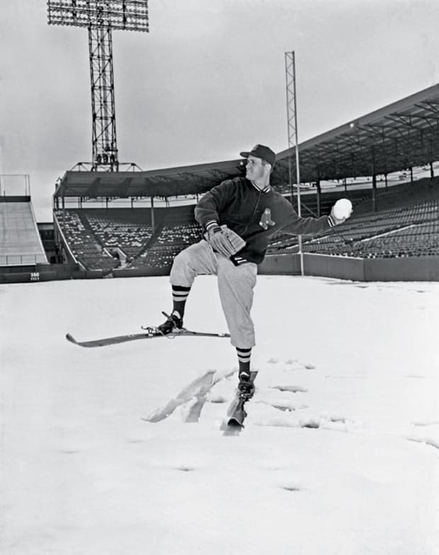 Lightning Baseball tweet media