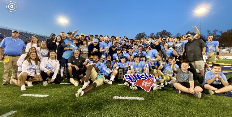 Extremely excited to be named Wide Receiver Coach at Daniel High School! Cant wait to get started and join the <a href="/dwdanielFB/">D.W. Daniel Football</a> staff 🏈🏈  #WinToday