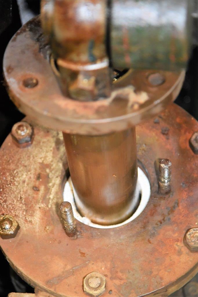WaterworkMuseum's tweet photo. #HeritageEngineering built to last - pre lockdown the seals of #WorthMackenzie Twin #steam engine were replaced we think for 1st time since installation (1906). See this engine working this Saturday (9 April) ⁦@WaterworkMuseum⁩ #Hereford #SteampunkExperience (11am-6.30pm) https://t.co/2WHYNloXRJ