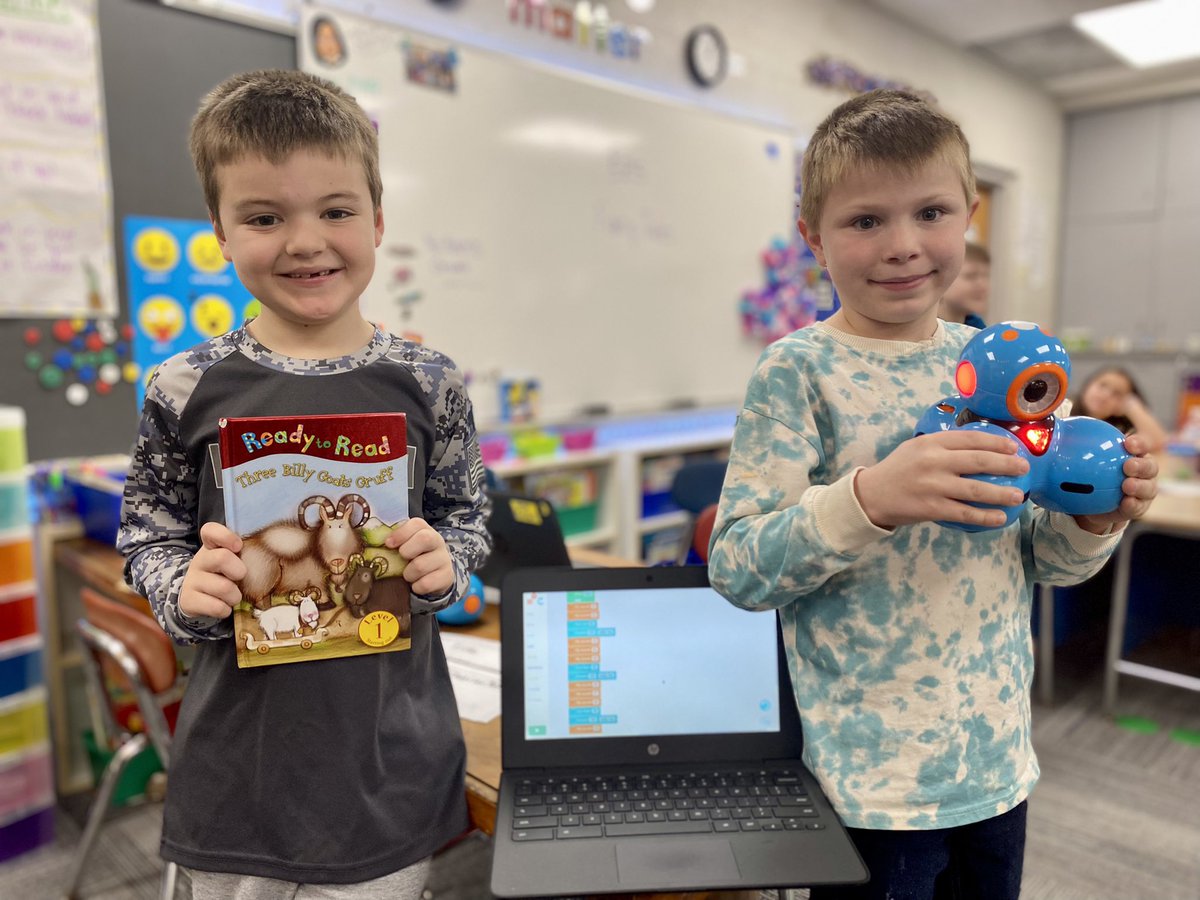 _rbrowning's tweet photo. We had a fun week back learning how to code and retell a story!! @NorthElem1 #IAMWashington https://t.co/NsKLR7k0Sc