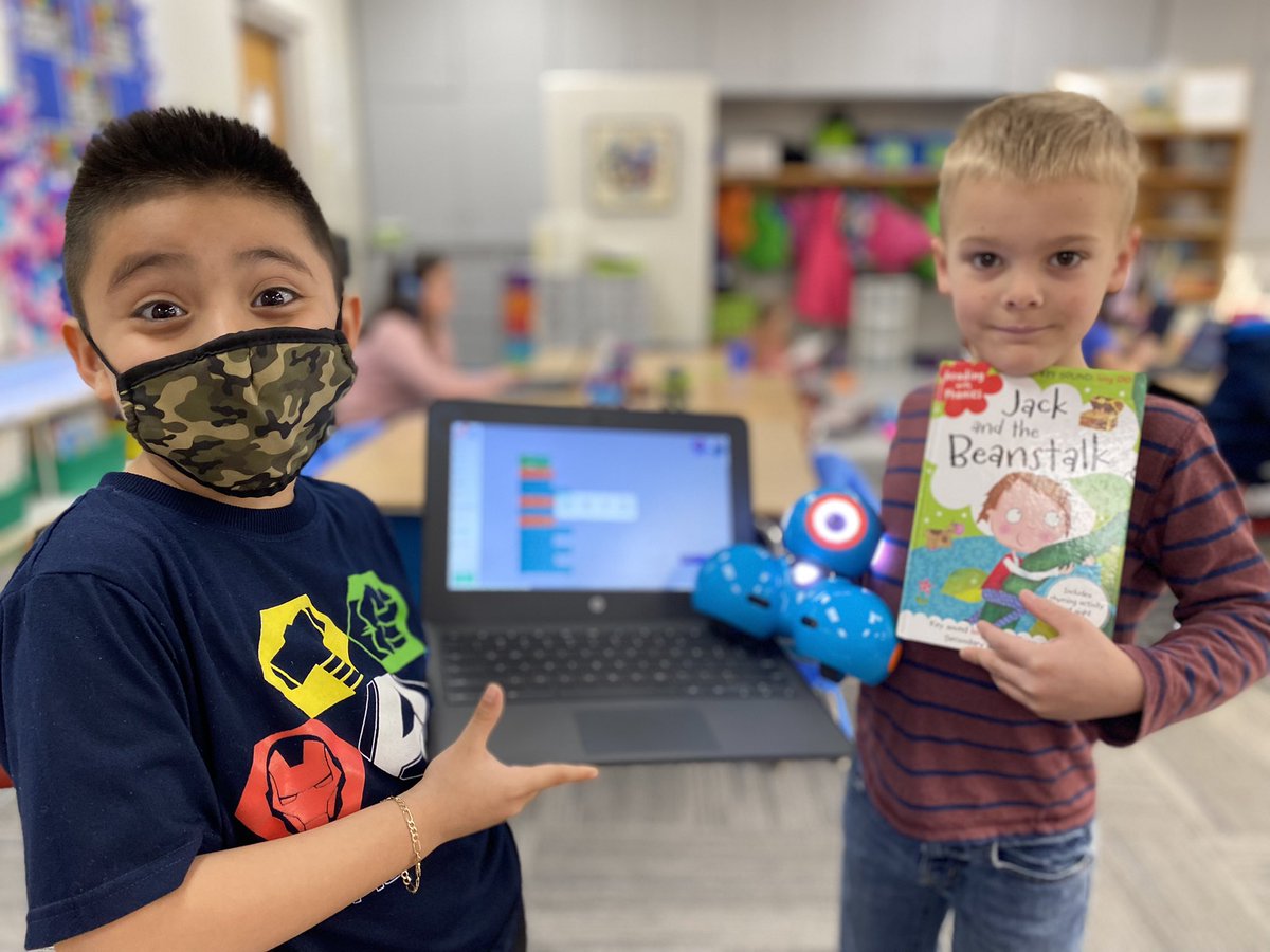 _rbrowning's tweet photo. We had a fun week back learning how to code and retell a story!! @NorthElem1 #IAMWashington https://t.co/NsKLR7k0Sc