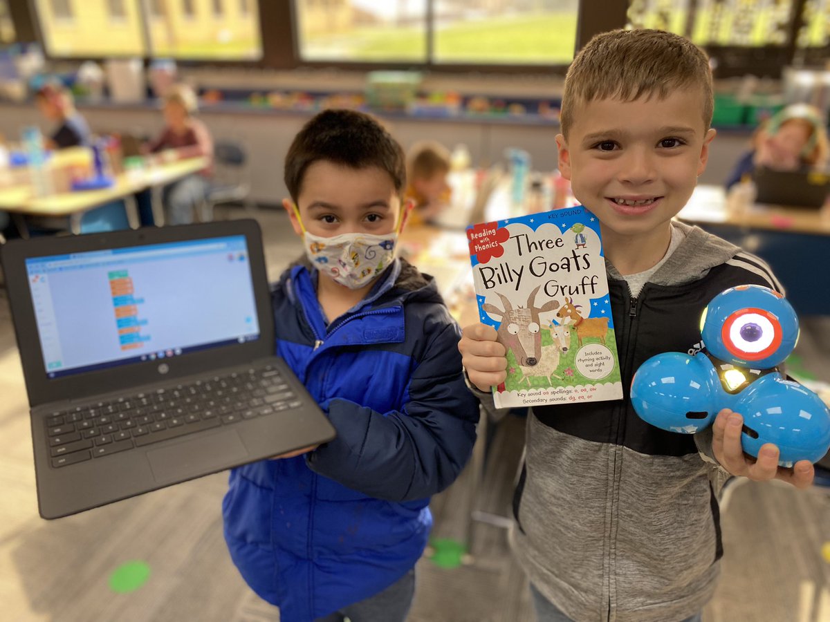 _rbrowning's tweet photo. We had a fun week back learning how to code and retell a story!! @NorthElem1 #IAMWashington https://t.co/NsKLR7k0Sc