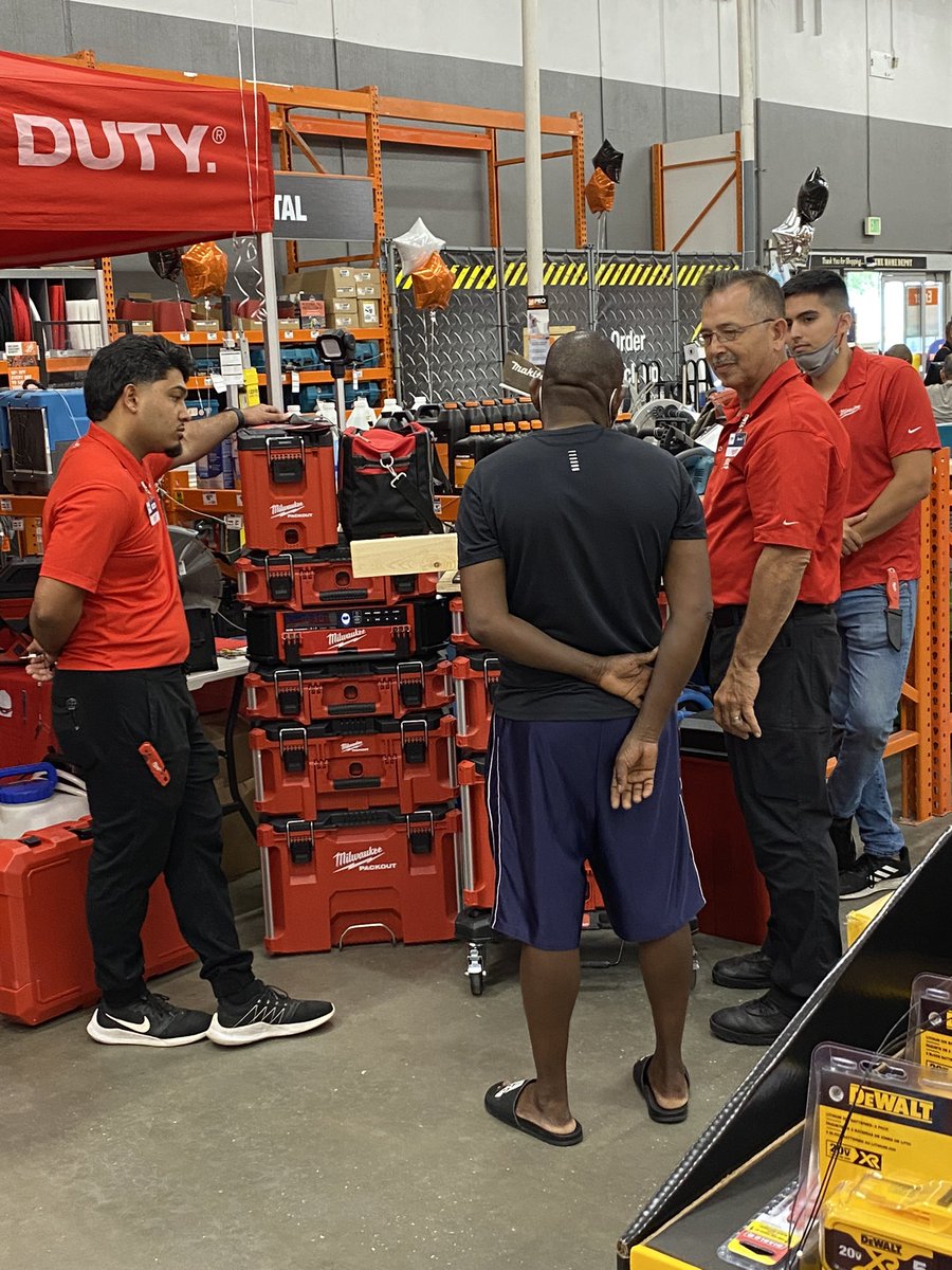 Pro Event #6336. Mark and crew from  Milwaukee and Ryobi