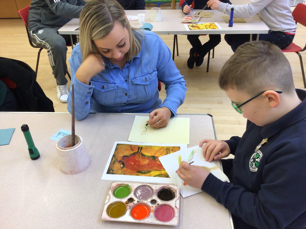 NormantonCommon's tweet photo. Huge thank you to all the grown ups who attended the Brownlee class Inspire Morning. Everyone had a fantastic time and created some wonderful pieces of Stone Age art. We can't wait to do it all again sometime soon 🖌️🎨 #activecommunicators #activelearners https://t.co/DpyiHTAd4a