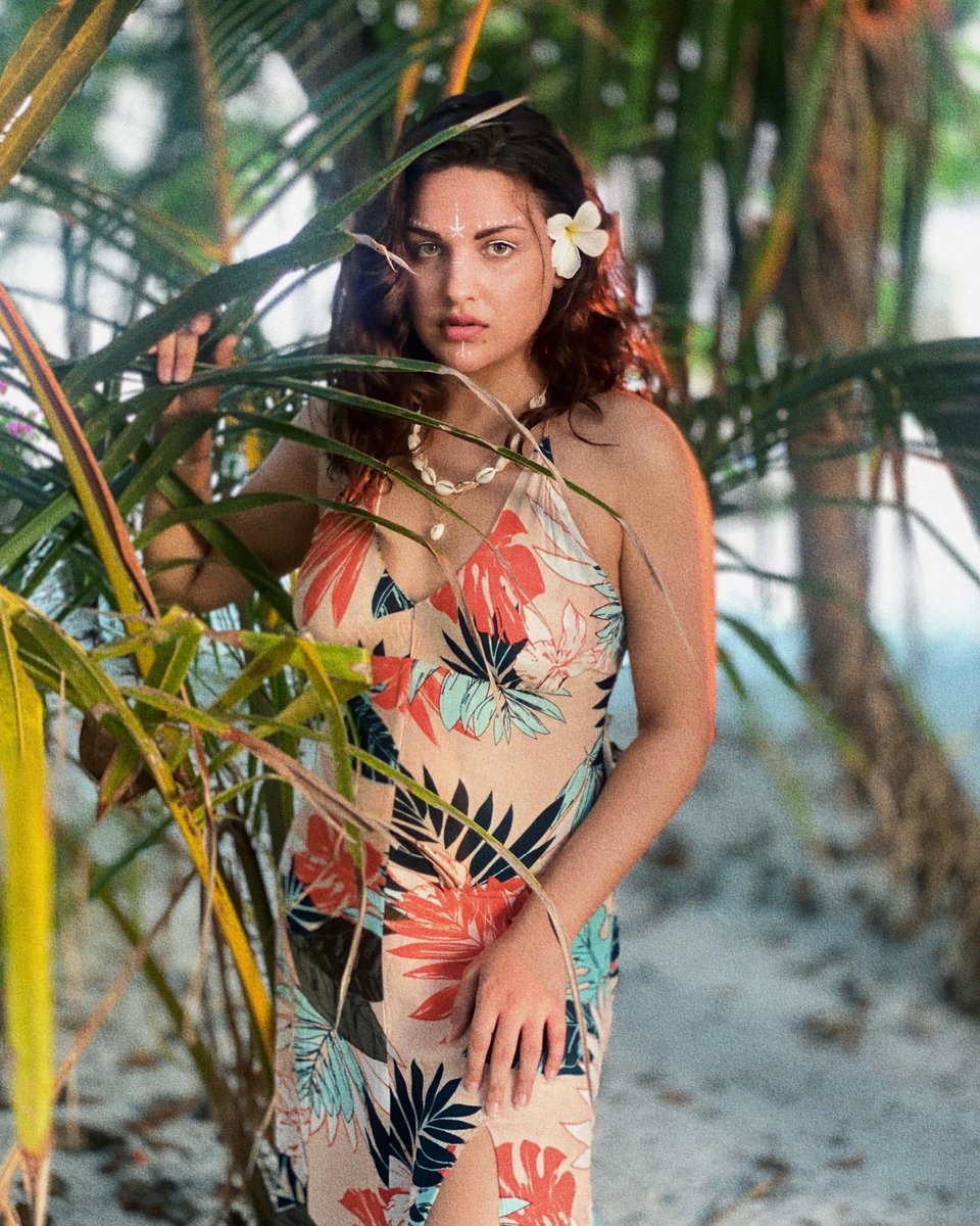 realhimanshi's tweet photo. Tropical state of mind 🏝 https://t.co/FzLfKwDApy