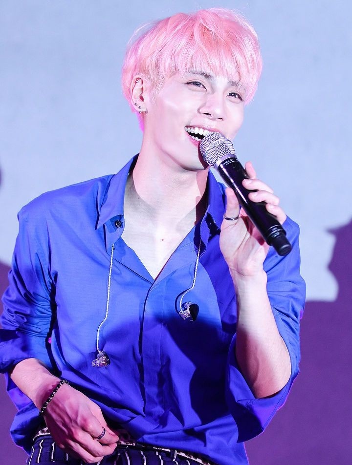 KIBUMLOOKS's tweet photo. happiest birthday, my dear. 💗

#HAPPY_JJONG_DAY
#사월의_따뜻한봄_종현이에게 
#HAPPYJONGHYUNDAY https://t.co/OnfwH85JRv