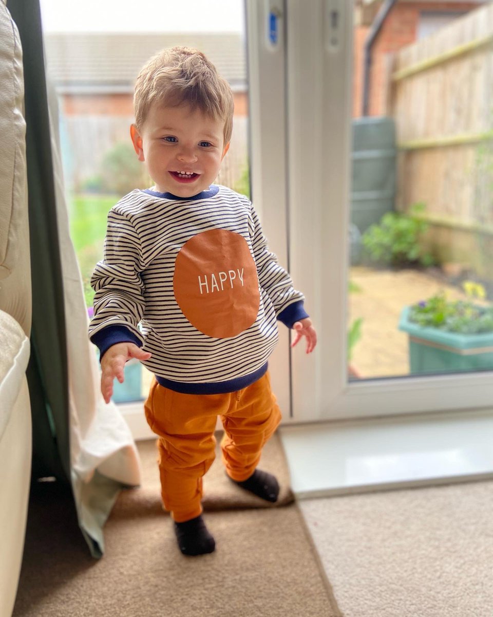 lizpriddle's tweet photo. 18 months old 🌎💙 https://t.co/4Z2x0hJsHi