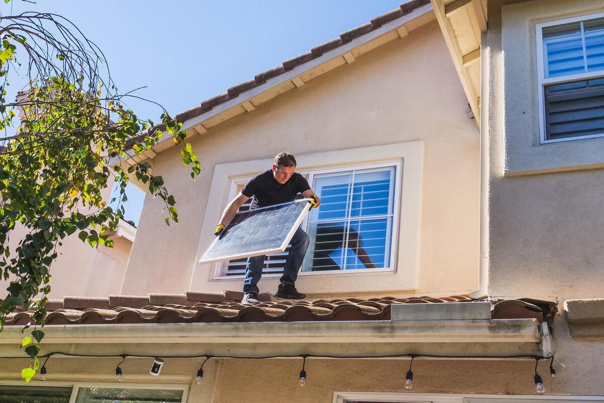 ☀️ C'est bientôt l'été ☀️

C'est le moment pour vous de faire installer vos panneaux solaires 🔅

🔎 Pour plus d'informations, retrouvez notre nouvel article de blog : blog.allomarcel.com/2022/04/commen…

#allomarcel #panneaux #solaires #chaleur #energie #particulier
#professionnel