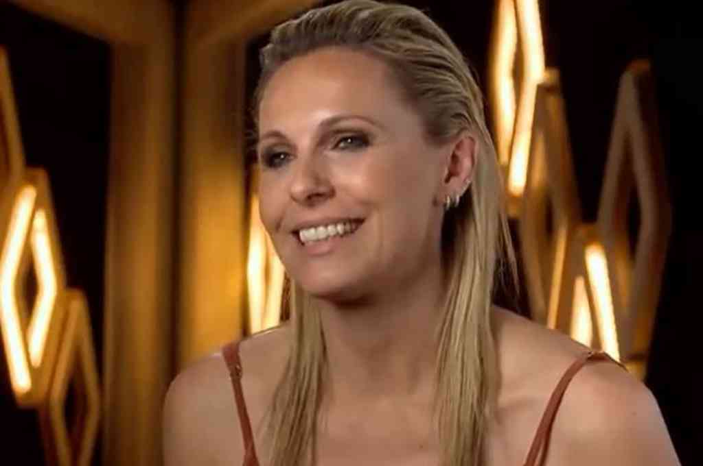 Se vuelve a demorar el debut de "A la Barbarossa" ante los buenos números de <a href="/ladumas1/">Denise Dumas</a> en <a href="/FlorDeEquipoOk/">FLOR DE EQUIPO</a> 
Asi es la tele