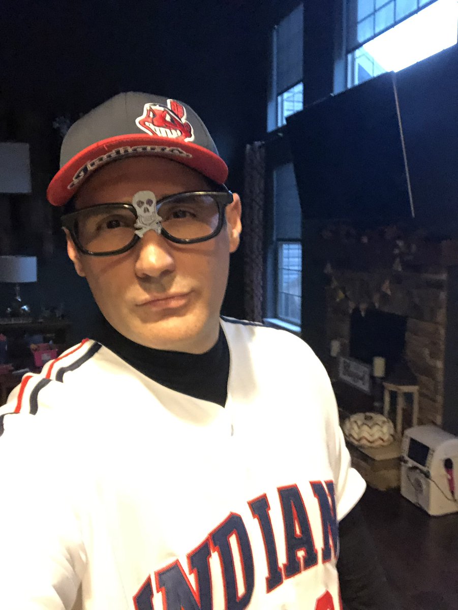 NicholasLesti16's tweet photo. @budweiserusa Let’s go #OpeningBeerDay can’t wait to crack one open!!! @CleGuardians https://t.co/OiPpKyLl3b