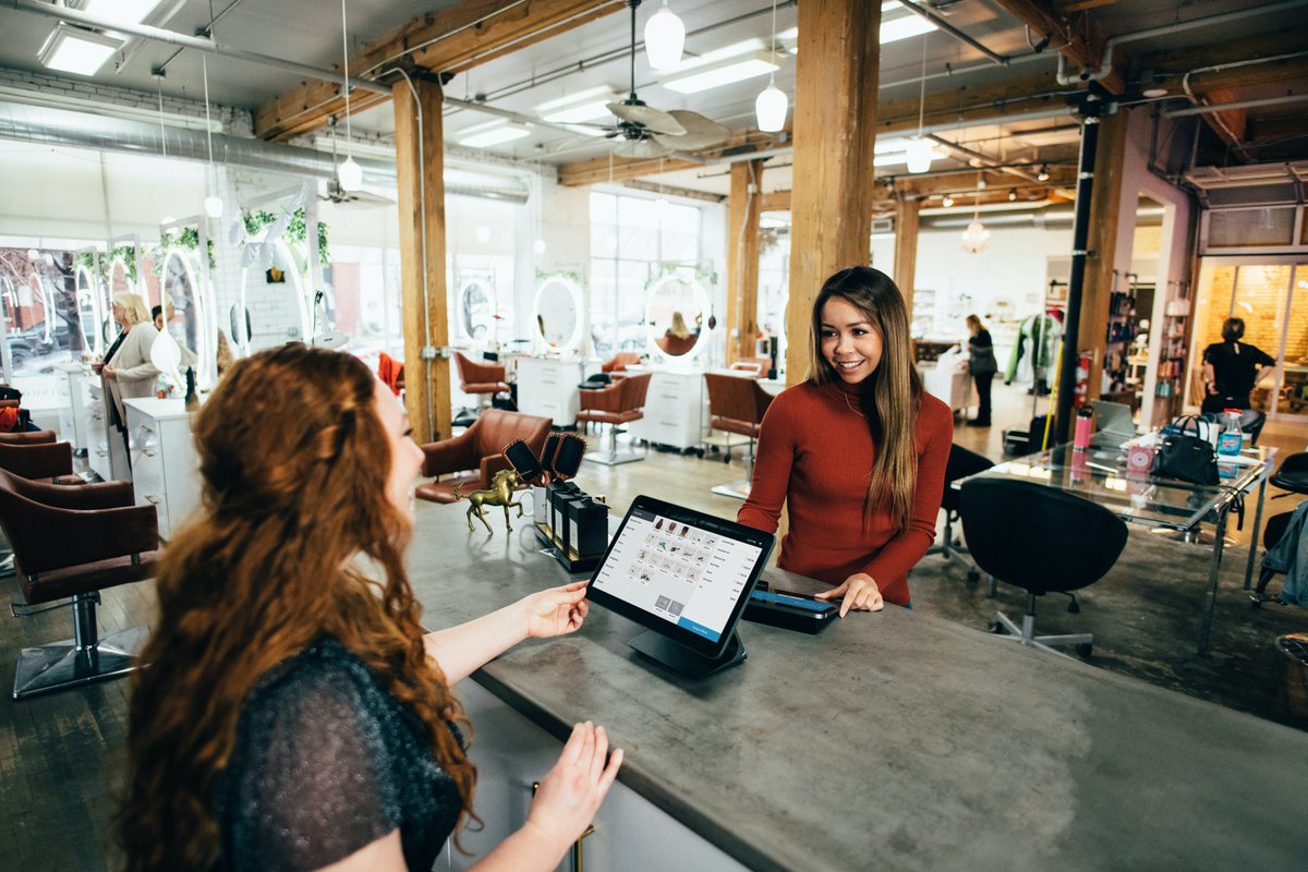 hyplocal's tweet photo. Customers 💁‍♂️who participate in referral programs are a lot more likely to stay with a company. And since engaging new consumers is generally more expensive than retaining current ones, referral marketing is a great way to save marketing dollars 💵 while also driving growth! https://t.co/VWwtGqwWWP