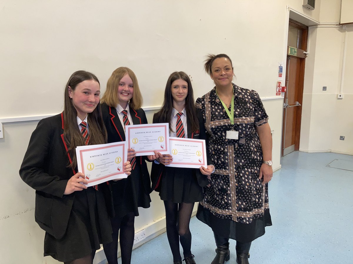 TKS_Business's tweet photo. Well done to Funky Hatz who were the overall winners the Year 9 Enterprise competition https://t.co/RNrJb8DRuY
