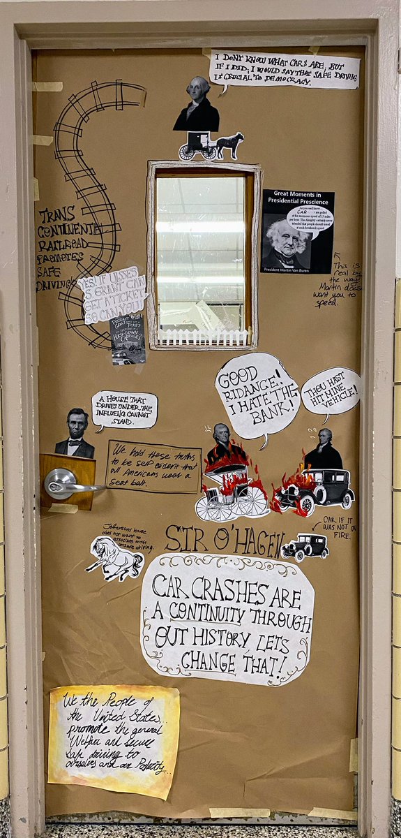 Garden_City_HS's tweet photo. Door decorating contest for #safedrivingweek Congrats to our winners! #GCHS #onwardandupward @GardenCityPTA https://t.co/4GfnkpCZN3