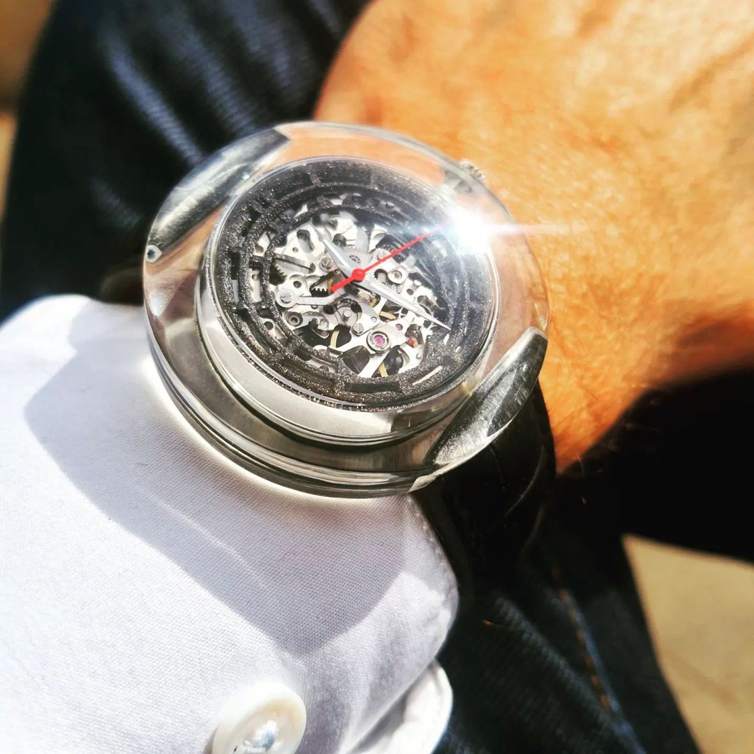 Project_O1's tweet image. 👉📷👉 O1 Evolution Black Diamond limited edition ... on the wrist ☀️
________
Project-o-concept.com / #madeinfrance / #watches #fashion #design #watchmaking #mode #innovation