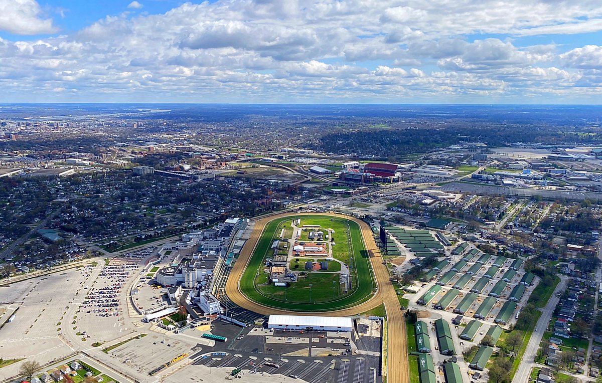 S_EckhardtTV's tweet image. Never gets old!  Especially seeing @ChurchillDowns 30 days out from @KentuckyDerby 148.  Wow. @WLKY