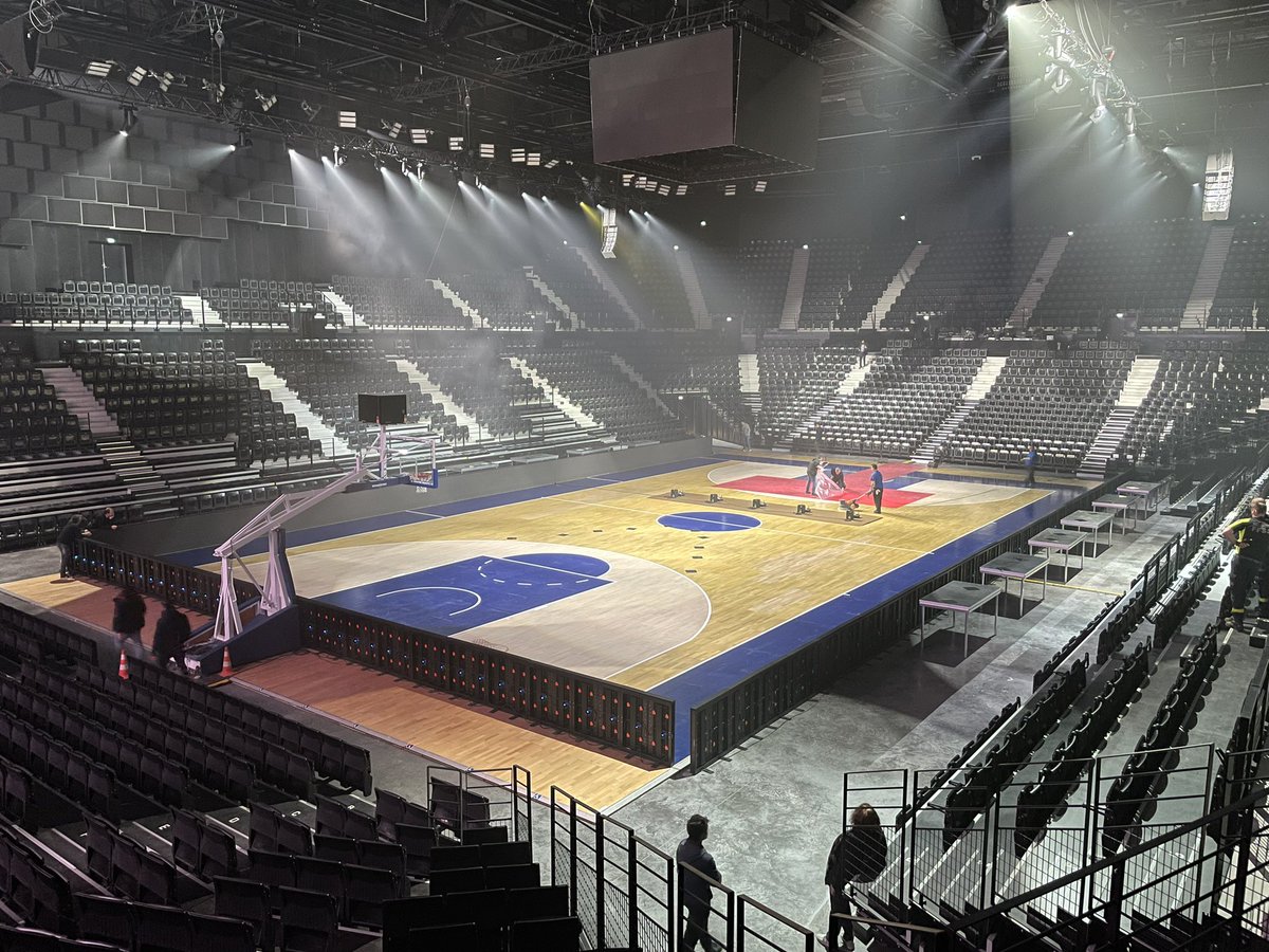 departement86's tweet photo. L’Arena #Futuroscope en images ! 📸

Vous pourrez la découvrir avec les premiers événements prévus dans quelques jours : match du @pb86officiel 🆚 #Lyon, Caravane des Sports, concert d’@angele_vl le 6 mai, match de l'équipe de France de volley-ball 🆚 les Pays-Bas le 27 mai… https://t.co/0fKHla20RG