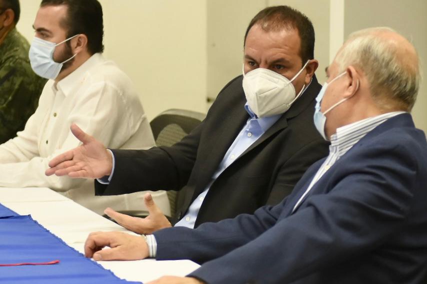 cuauhtemocb10's tweet photo. La Mesa Estatal de Coordinación para la Construcción de la Paz inicia sesión para continuar impulsando las estrategias que aseguren paz y tranquilidad a las familias de Morelos. https://t.co/qXMVqumTYL