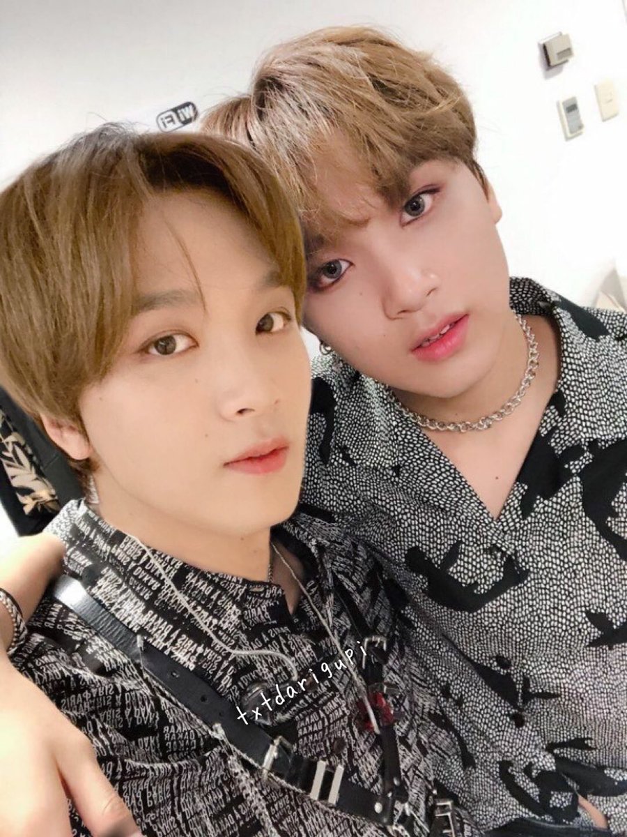 haechanconfess's tweet photo. sfs! gimana jadinya kalau haechan ada kembaran kaya gini? Haechan dan Donghyuck🥺 
©️ txtdarigupi https://t.co/jVIzt33yNX