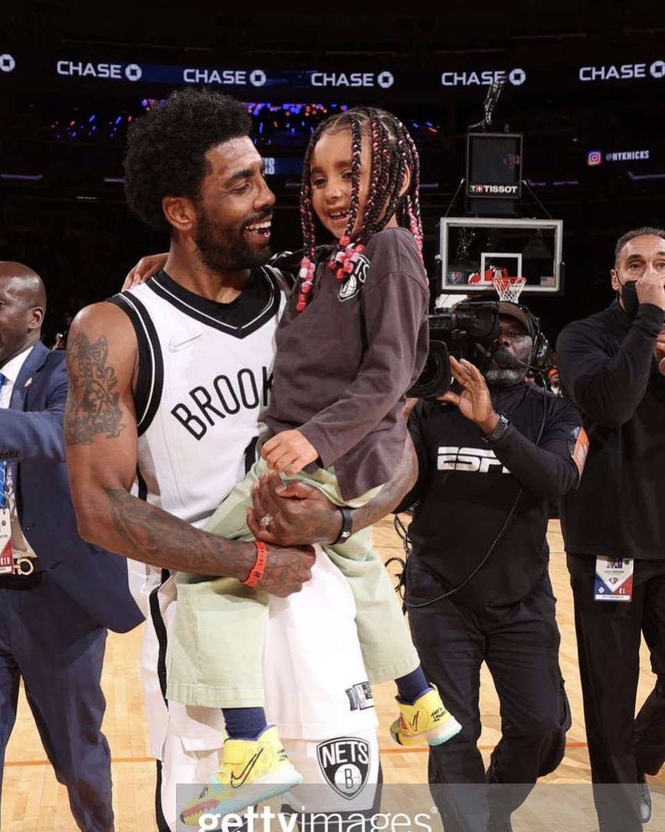 kyrie irving daughter