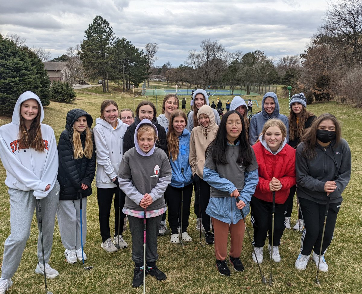 CoachSKolbas's tweet photo. Pius X Boys &amp; Girls team members giving back to the game! #growingtheprogram #RoleModels 8 stations and some fun competitions for Junior High League on a cold, wet, windy day! #dedication https://t.co/FuCdOUVv2O