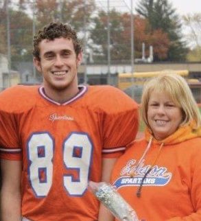 ksripley's tweet photo. @SagED_UP #89 will always be my favorite football player, wrestler and runner. #raisingboys #alwaysamom #89 https://t.co/OgVxc1i5IF