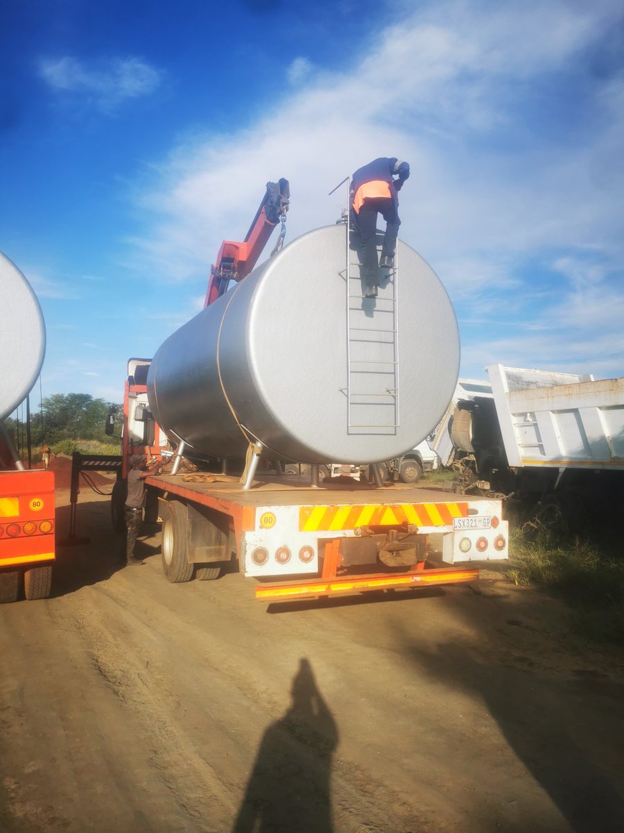 KbmPty's tweet photo. Delivered to serve you.

For Bulk Fuel Supply ⛽ call us to on 012 443 6545 or info@kbmlh.co.za https://t.co/QAI1S0zcBd