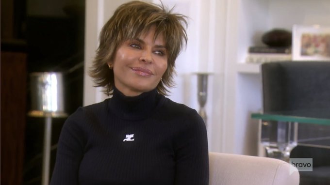 FPwOwTSXEAY_zw_?format=jpg&name=small