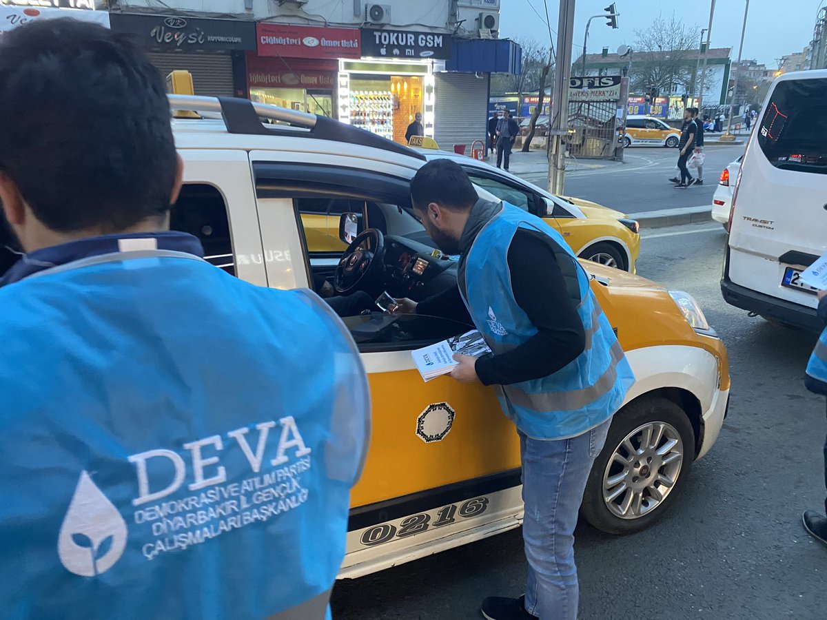 gencdevadiyrbkr's tweet photo. @diyarbakirdeva 

Ramazan, paylaştıkça güzeldir. https://t.co/c7NRbk6VLX
