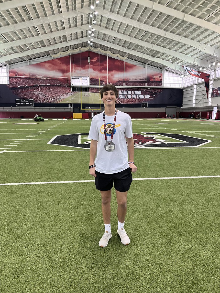 Mason Eaton (@masoneaton__) on Twitter photo Another great visit to South Carolina. Thank you <a href="/Pete_Lembo/">Pete Lembo</a> for having me out again. <a href="/BakerParrish_/">Baker Parrish</a> <a href="/GamecockFB/">South Carolina Football</a> <a href="/HKA_Tanalski/">Adam</a> <a href="/JohnsCreekHSFB/">Johns Creek FB</a> <a href="/coachconnell85/">Drew Connell</a> Another great visit to South Carolina. Thank you <a href="/Pete_Lembo/">Pete Lembo</a> for having me out again. <a href="/BakerParrish_/">Baker Parrish</a> <a href="/GamecockFB/">South Carolina Football</a> <a href="/HKA_Tanalski/">Adam</a> <a href="/JohnsCreekHSFB/">Johns Creek FB</a> <a href="/coachconnell85/">Drew Connell</a>