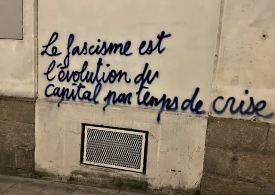 SergioCoronado's tweet photo. La vérité sort des murs https://t.co/rd9ZpICV5s