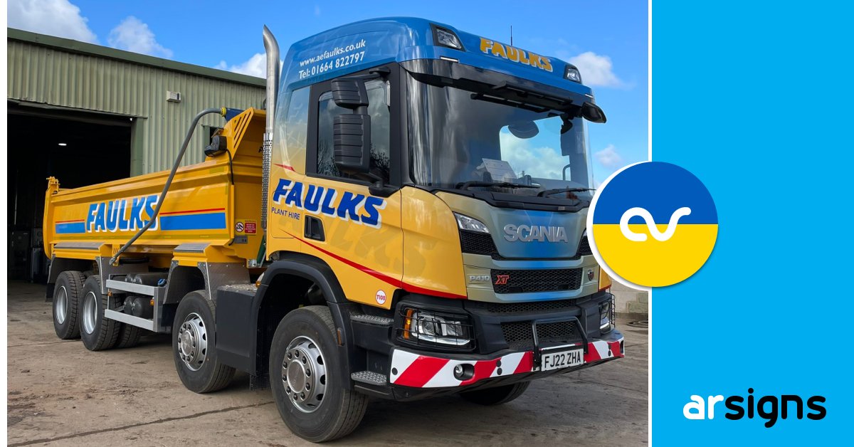 ArSigns's tweet image. We've got through a lot of vehicle #vinyl this
week so it only seems fitting to have our favourite
#vehiclewrap of the week for today's #FineSignFriday.

We've been working with @Faulksplanthire for 20 years, this @ScaniaUK tipper trailer #wrap might just be our favourite!
