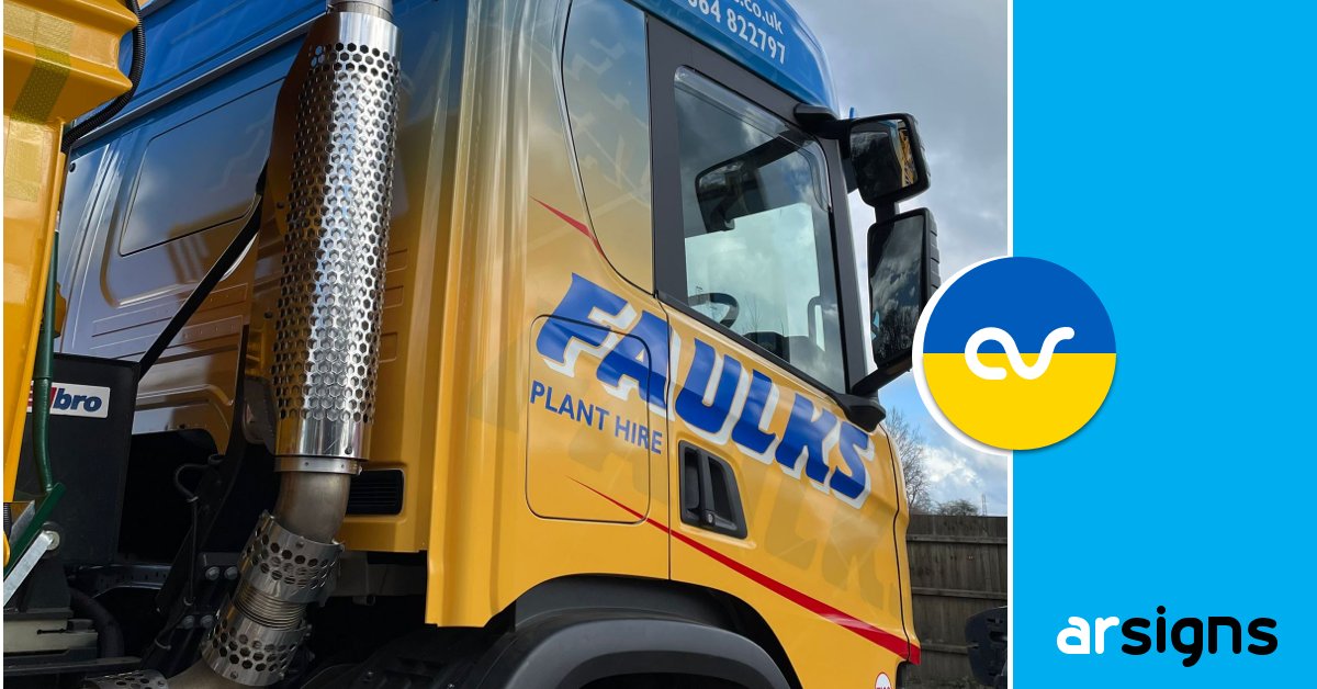 ArSigns's tweet image. We've got through a lot of vehicle #vinyl this
week so it only seems fitting to have our favourite
#vehiclewrap of the week for today's #FineSignFriday.

We've been working with @Faulksplanthire for 20 years, this @ScaniaUK tipper trailer #wrap might just be our favourite!