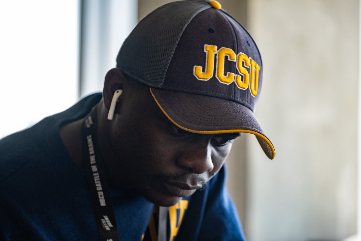HBCUBotBrains's tweet photo. Happy Founders' Day @JCSUniversity! Congrats on 155 years! ✨
#MoreToBattleFor #HBCUBotBrains https://t.co/P927baKFzq