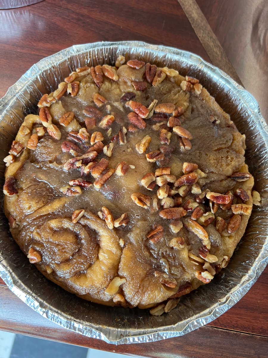 MOWRowan's tweet photo. Raise Some Dough, Feed a Senior! Order your cinnamon rolls for Easter! Choose from frosted or pecan glazed cinnamon rolls. Each tray is $20. Order today at https://t.co/6g2cwAYGGc. 

Pickup April 13th and 14th at the MOW Office. https://t.co/WxyUdhLTEg