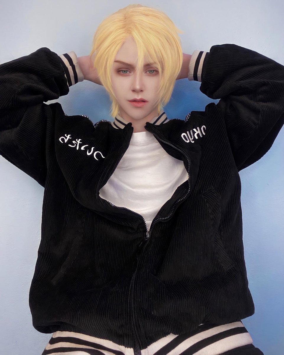 bizarrecoser's tweet photo. hope anyone gets why I chose this clothing for Ashπ€
clothes are by #NevStudio
#Bananafish #Ashlynx #Ashlynxcosplay #BananaFishCosplay https://t.co/6eTUPB1AD0
