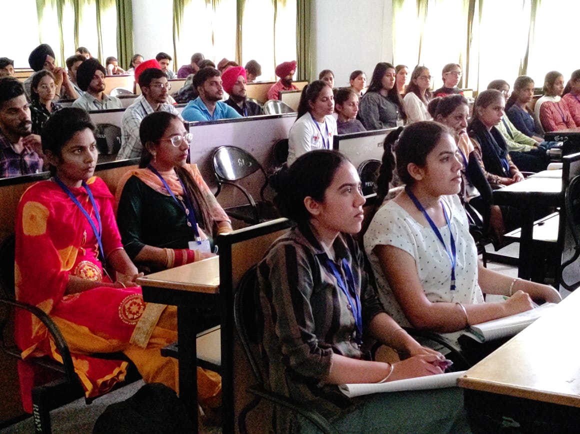 RayatBahraHsp's tweet photo. Smart India Hackathon-2022

Rayat Bahra Institute of Engg. &amp; Nano-technology organised Internal Hackathon 2022 under the initiative of Smart India Hackathon-2022 on 7th April 2022 at 2:30 pm in Seminar Hall, RBIENT (HSP).
#hackthone #smartindia  #RBIENT #students #studentslife https://t.co/o9OHM9Gk7V