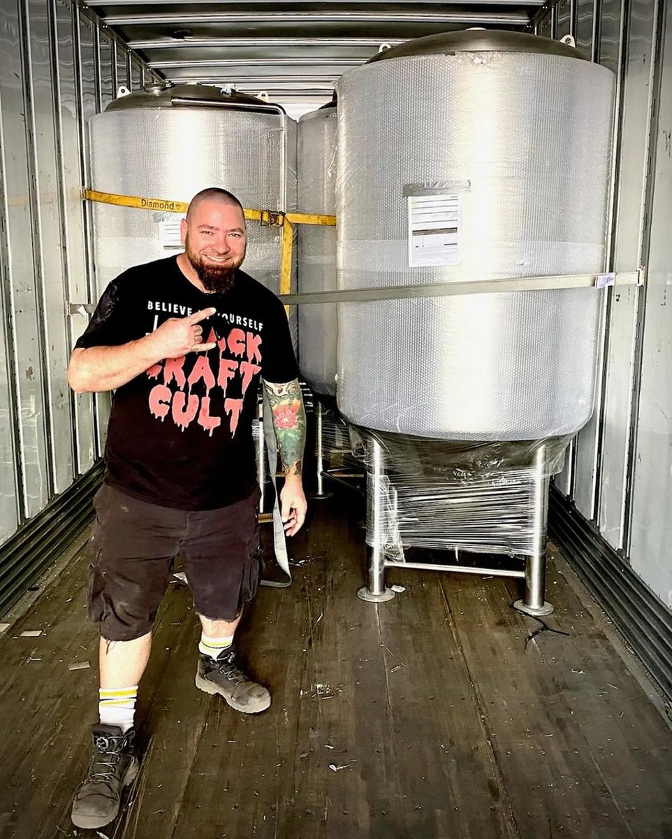 CrabDevilTampa's tweet photo. We all know #TampaBay loves beer. But #DidYouKnow #YborCity was the site of Florida's FIRST commercial #brewery? (Florida Brewing Company Est. 1897)
Want to support local brewers this #NationalBeerDay? Check out our partner #DeviantLibation! 🍻
#DrinkLocal #FunFactFlorida https://t.co/TWGfWsYdHR