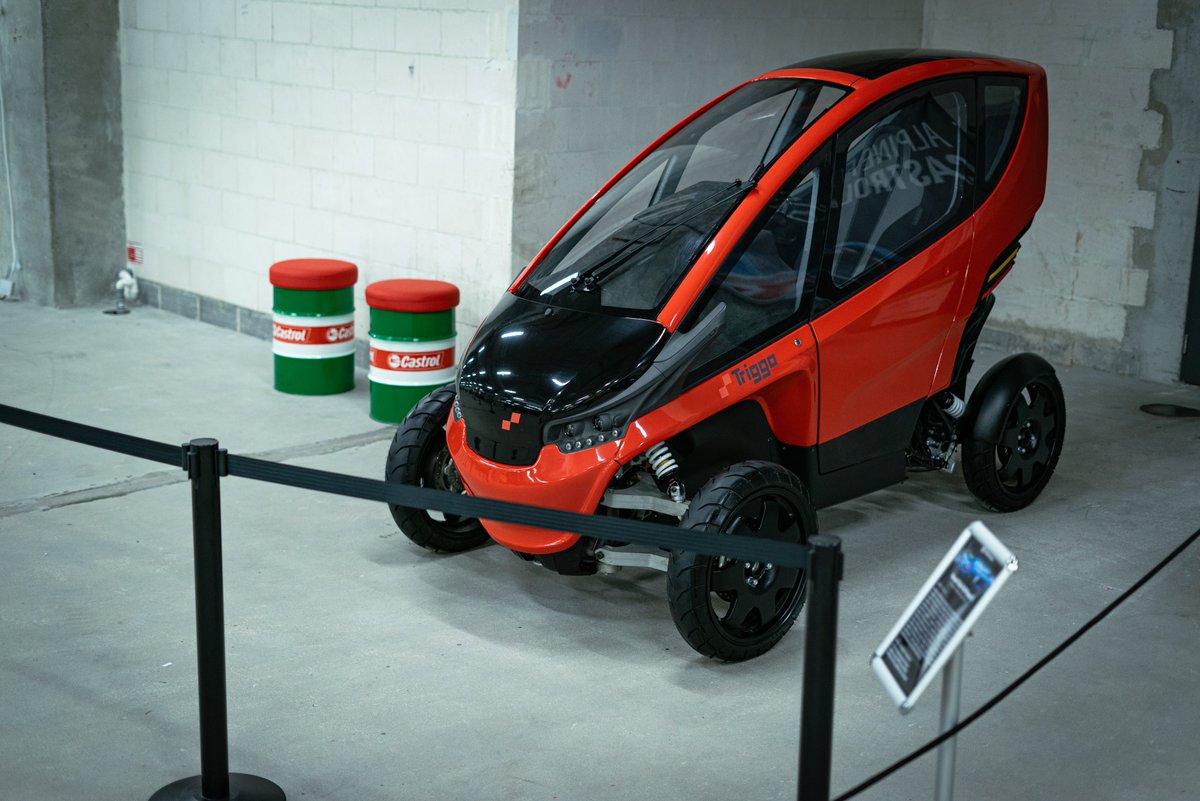 TriggoCity's tweet photo. 🙂 Fancy meeting Triggo in person? We have got you covered! 🙃
📈 Triggo is now a part of superb exhibition Wystawa Ikony Motoryzacji (https://t.co/0jOx4Do4na) in Fabryka Norblina (Warsaw)! 🚗
A true honor to share the floor with such breathtaking machines! 
Say "hi" to The Red😍 https://t.co/sWCG7OeR0t