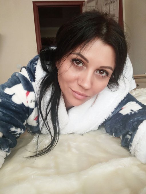 Я ВКонтакте https://t.co/Mj6gAPyFXS https://t.co/dBvuKezVEF